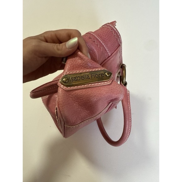 Isabella Fiore Pink Leather Shoulder Bag Y2K Coquette Style Gold Heart Charm - Picture 2 of 6
